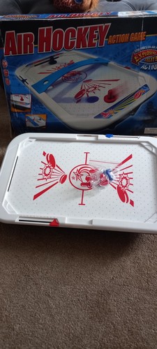 Air hockey action game - air,
